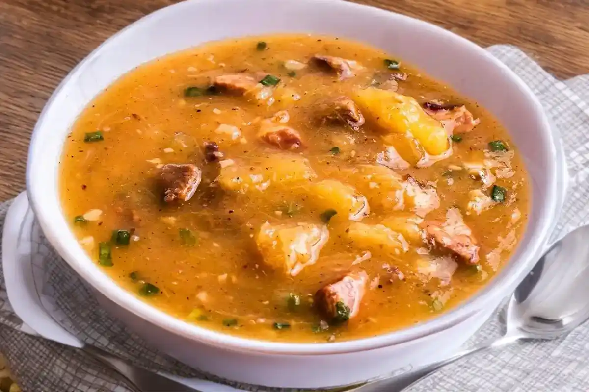 Sopa-de-mandioca