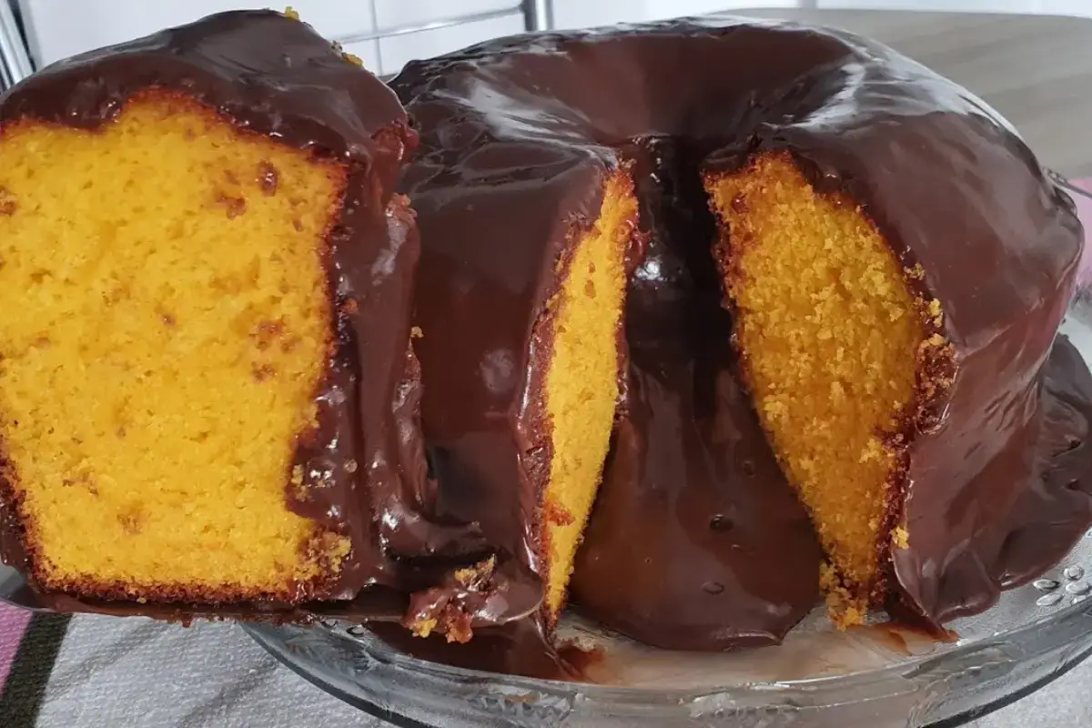 Bolo de Cenoura com Fubá