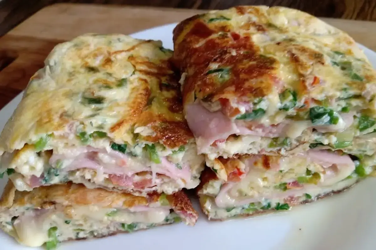 Omelete de Presunto e Queijo Assado