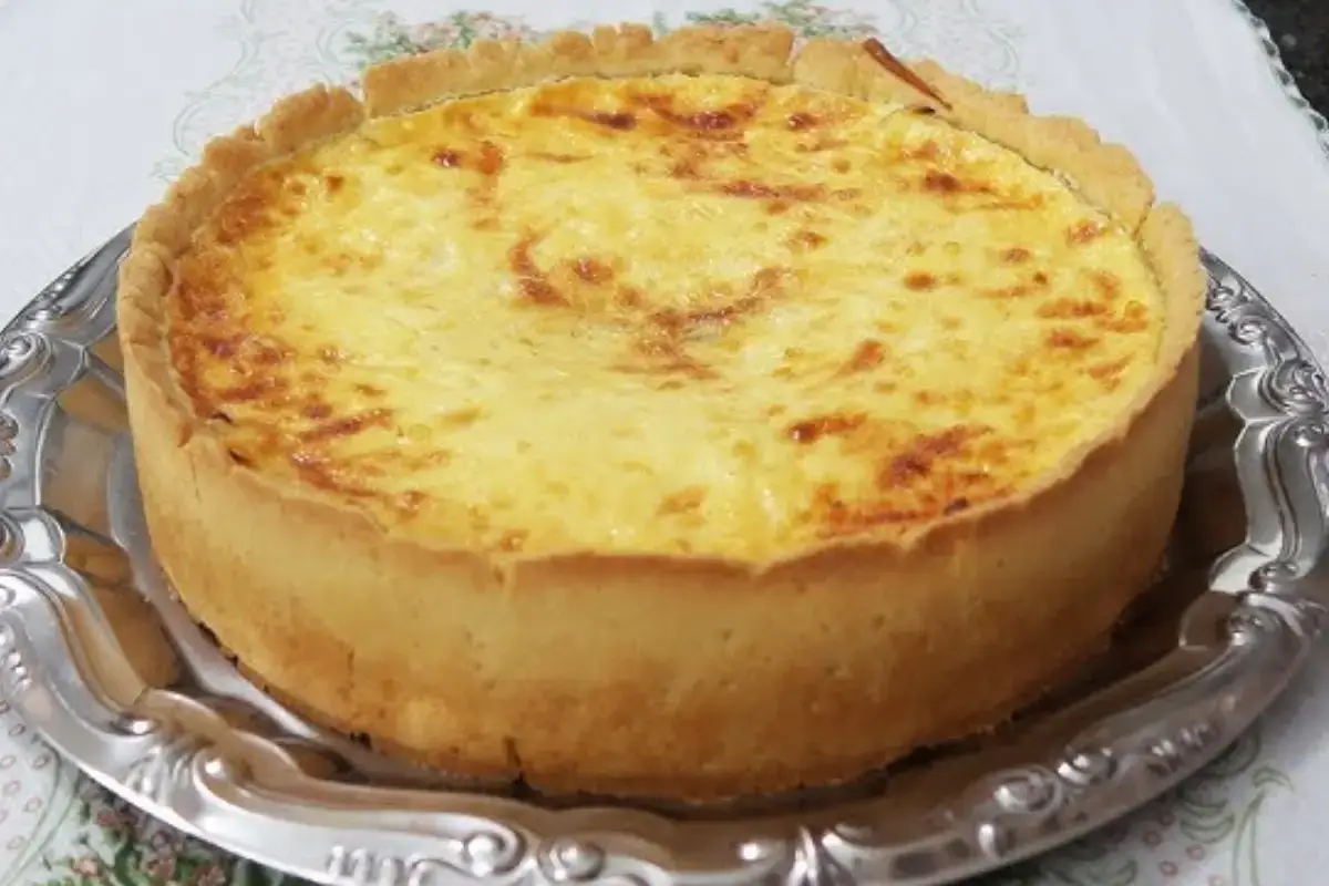 Torta de Cebola com Queijo